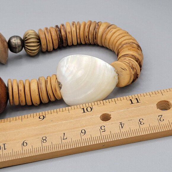 Vintage Boho Wooden & Mother of Pearl MOP Shell Beaded Necklace Barrel Close - Picture 8 of 11
